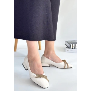 Estay Ten Rugan Topuklu Ayakkabı