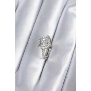 Pirinç Gümüş Renk Zirkon Taşlı Kalp Charm Model Kadın Yüzük - TJ-BYK2857