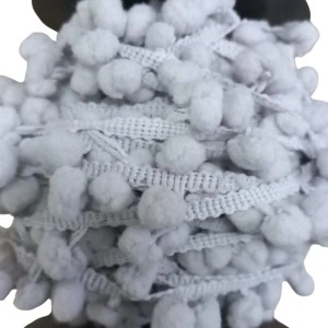 Sıralı Ponpon 1 Metre Yeşil