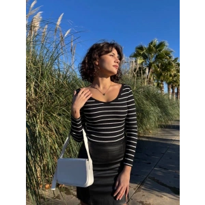 V yaka çizgili bluz siyah A3699