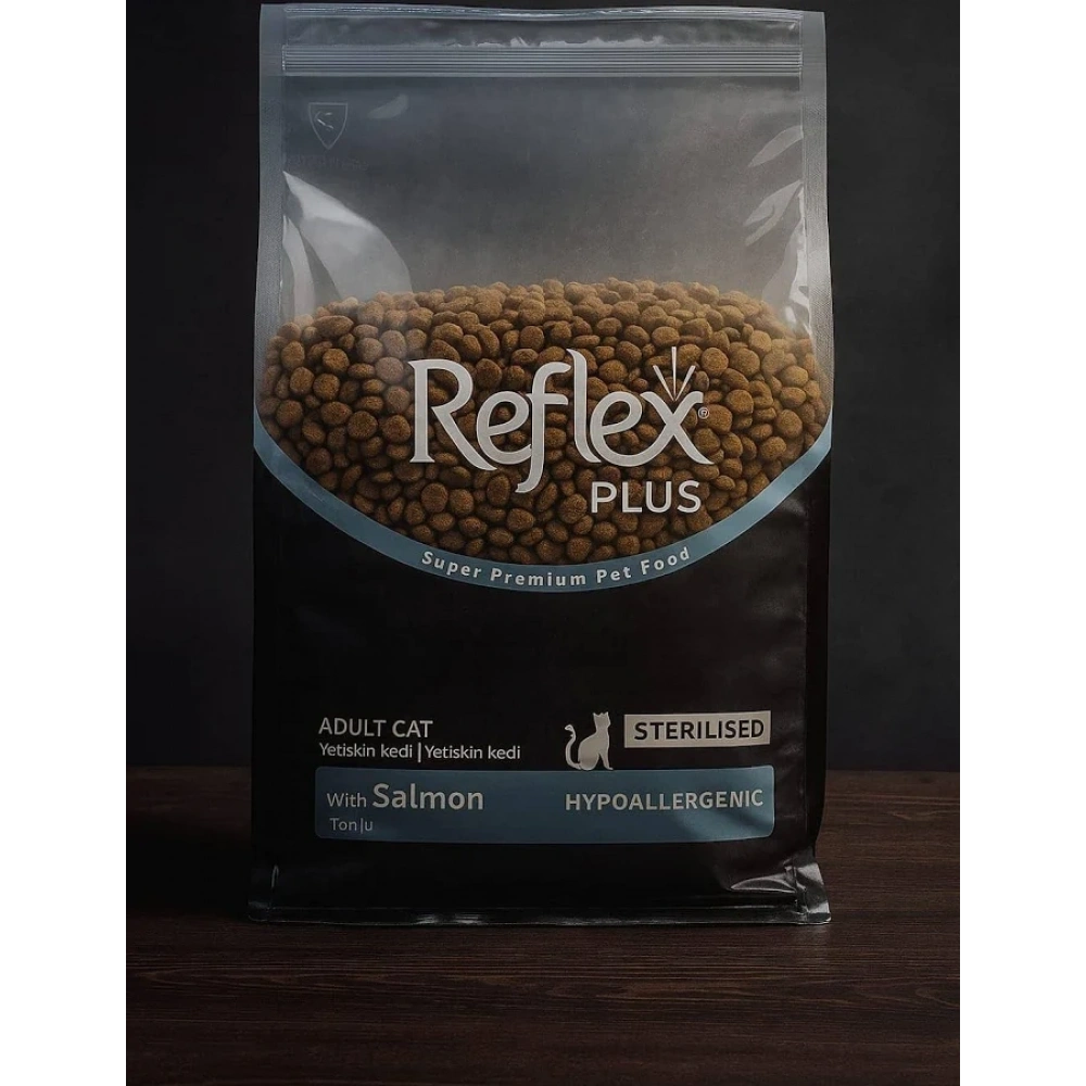 Reflex Plus Somonlu 1 kg Kısırlaştırılmış Yetişkin Kedi Maması