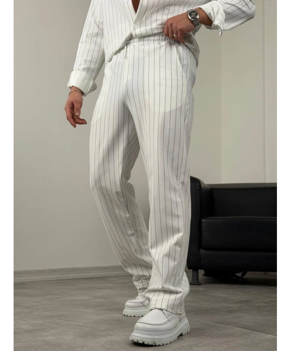 Beyaz Krep Kumaş Çizgili Gömlek Pantolon Takım