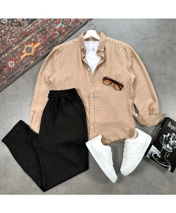 Erkek Sütlü Kahve Krinkıl Keten Gömlek & Siyah Pantolon Takım