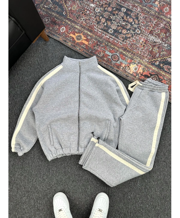 Gri Üç İplik Şardonlu Beyaz Şerit Detaylı Eşofman Takımı