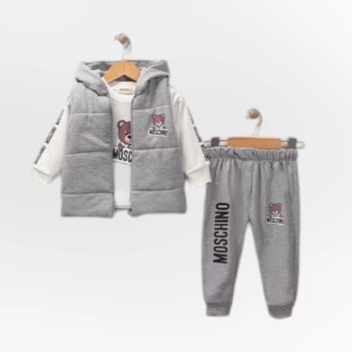 Baby Marka Moşino Desen Baskı Yelekli Üçlü Takım Unisex 6-36 Ay