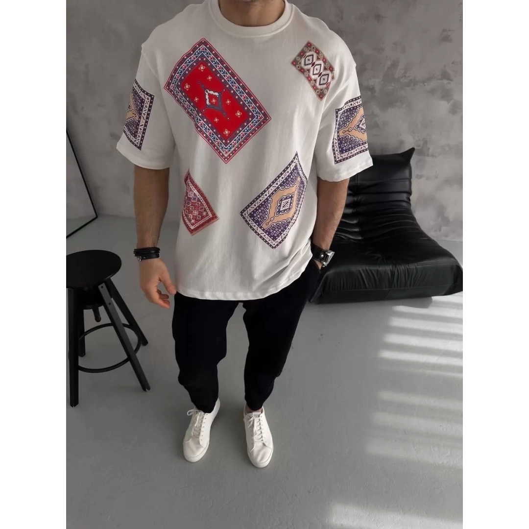 Unisex Kilim Desen Baskılı T-Shirt - Beyaz