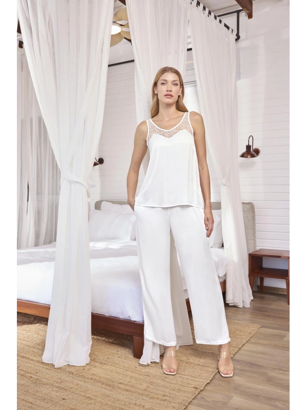 Seraviax Dantelli ve Dekolteli Saten Pijama Takımı