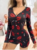 Seraviax Pamuklu Kırmızı Ruj ve Öpücük Desenli Düğmeli Uzun Kol Tulum Pijama