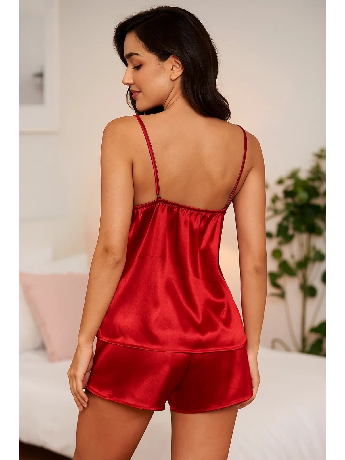 Kadın Kırmızı Dantel Detaylı Saten İkili Pijama Takımı
