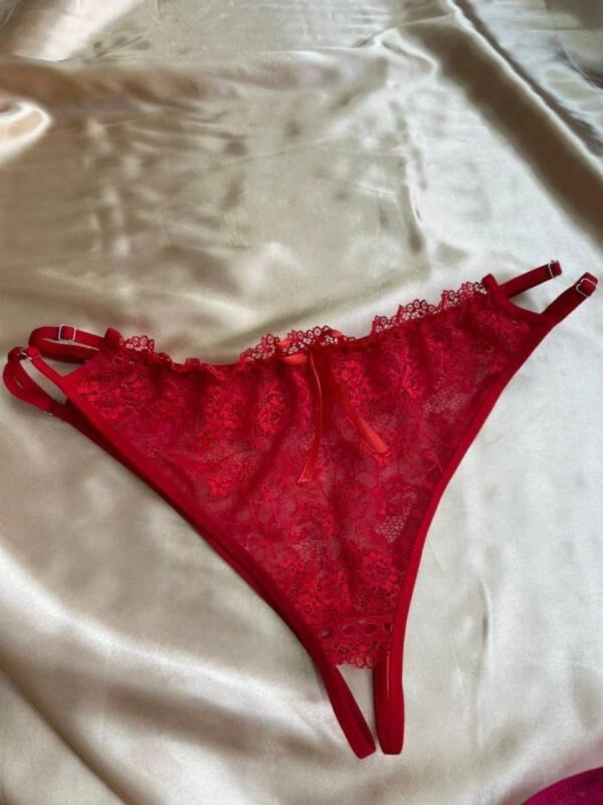 Kadın Kırmızı Dantel Detaylı Zarif Bralet (1Adet)
