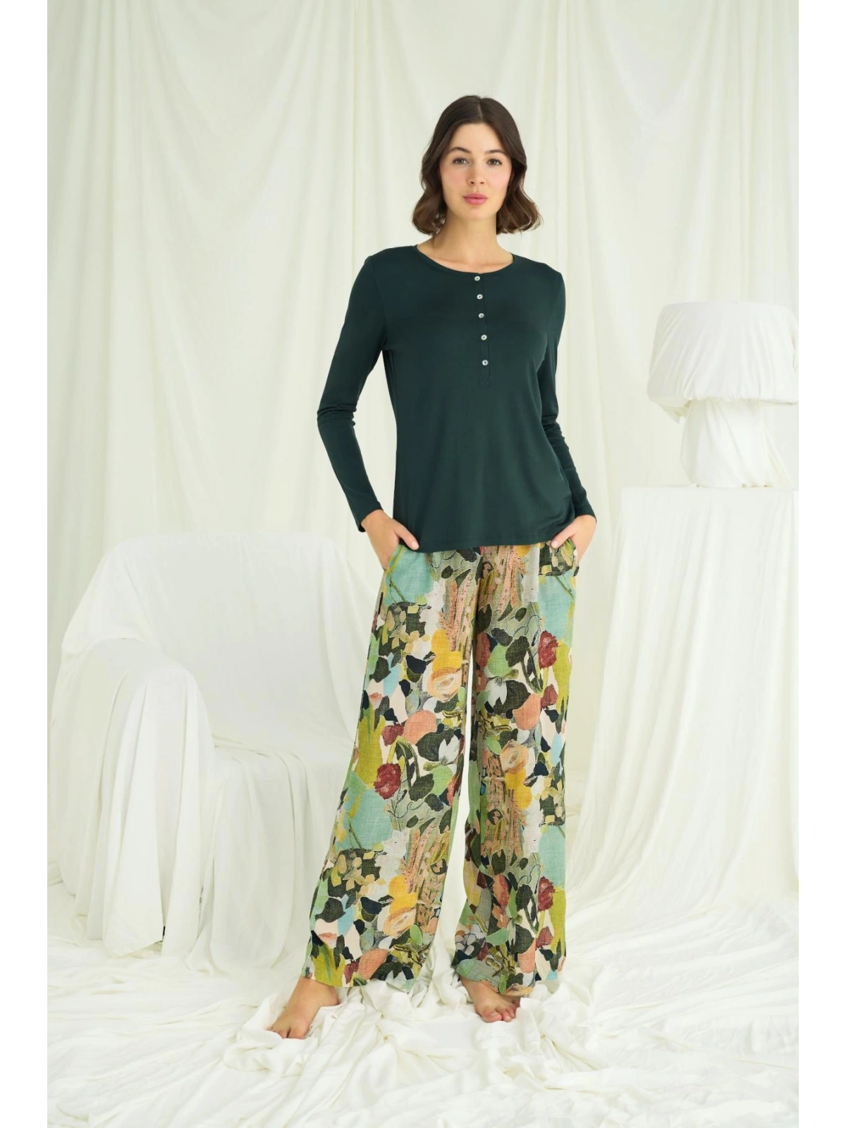 Seraviax Çiçek ve Yaprak Desenli Pijama Takımı