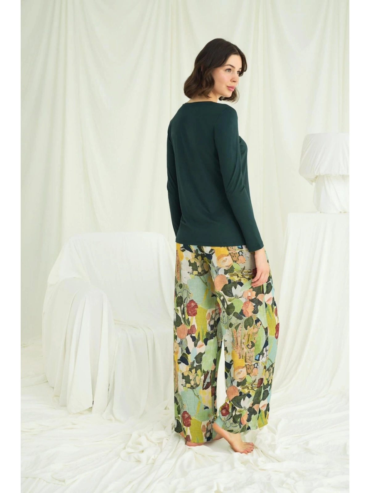 Seraviax Çiçek ve Yaprak Desenli Pijama Takımı