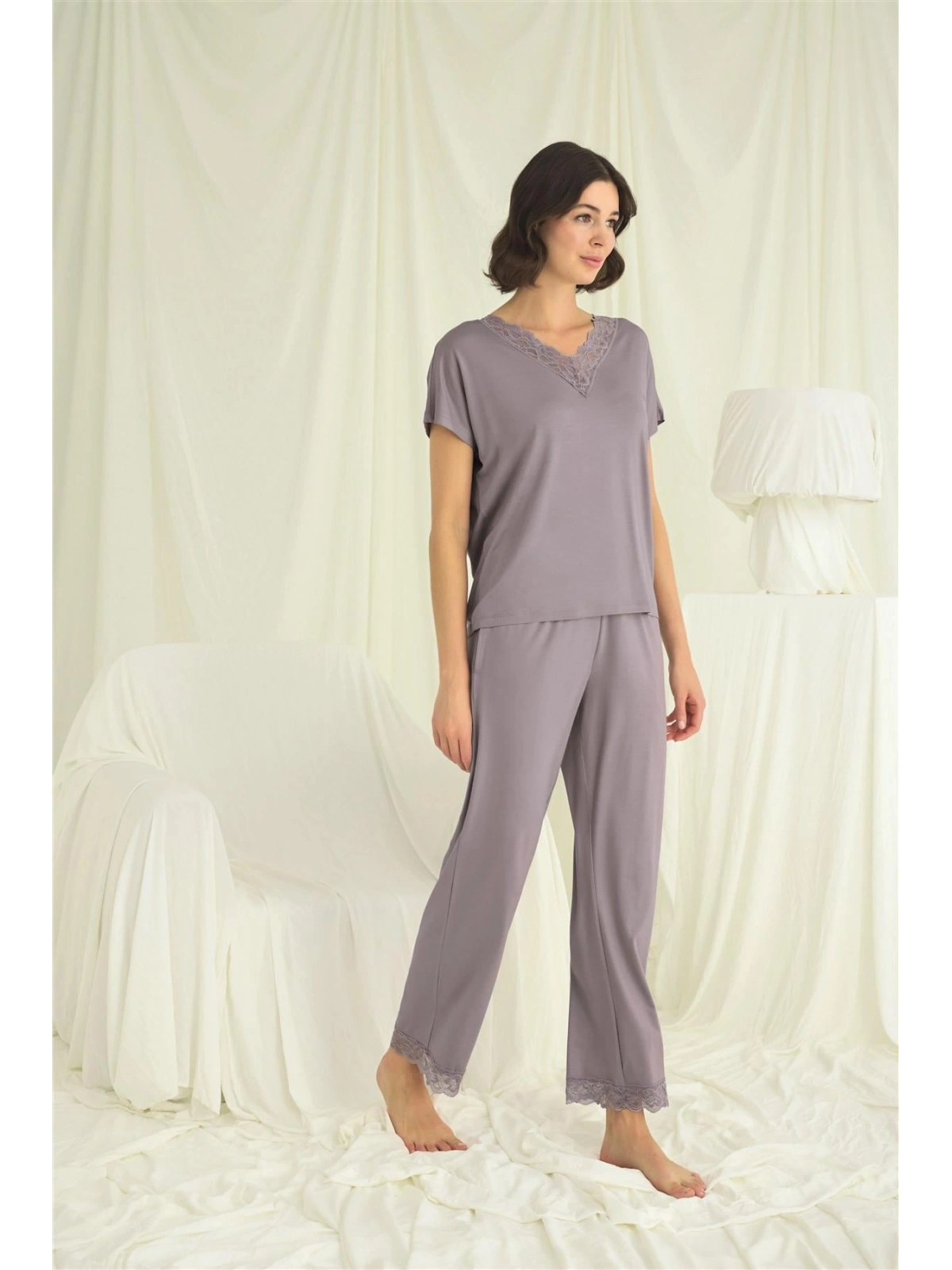 Seraviax Kısa Kollu V Yakalı Dantelli Pijama Takımı