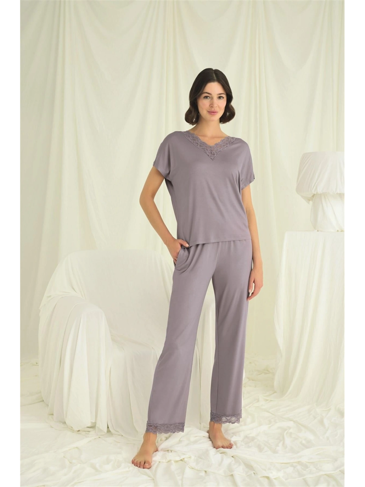 Seraviax Kısa Kollu V Yakalı Dantelli Pijama Takımı