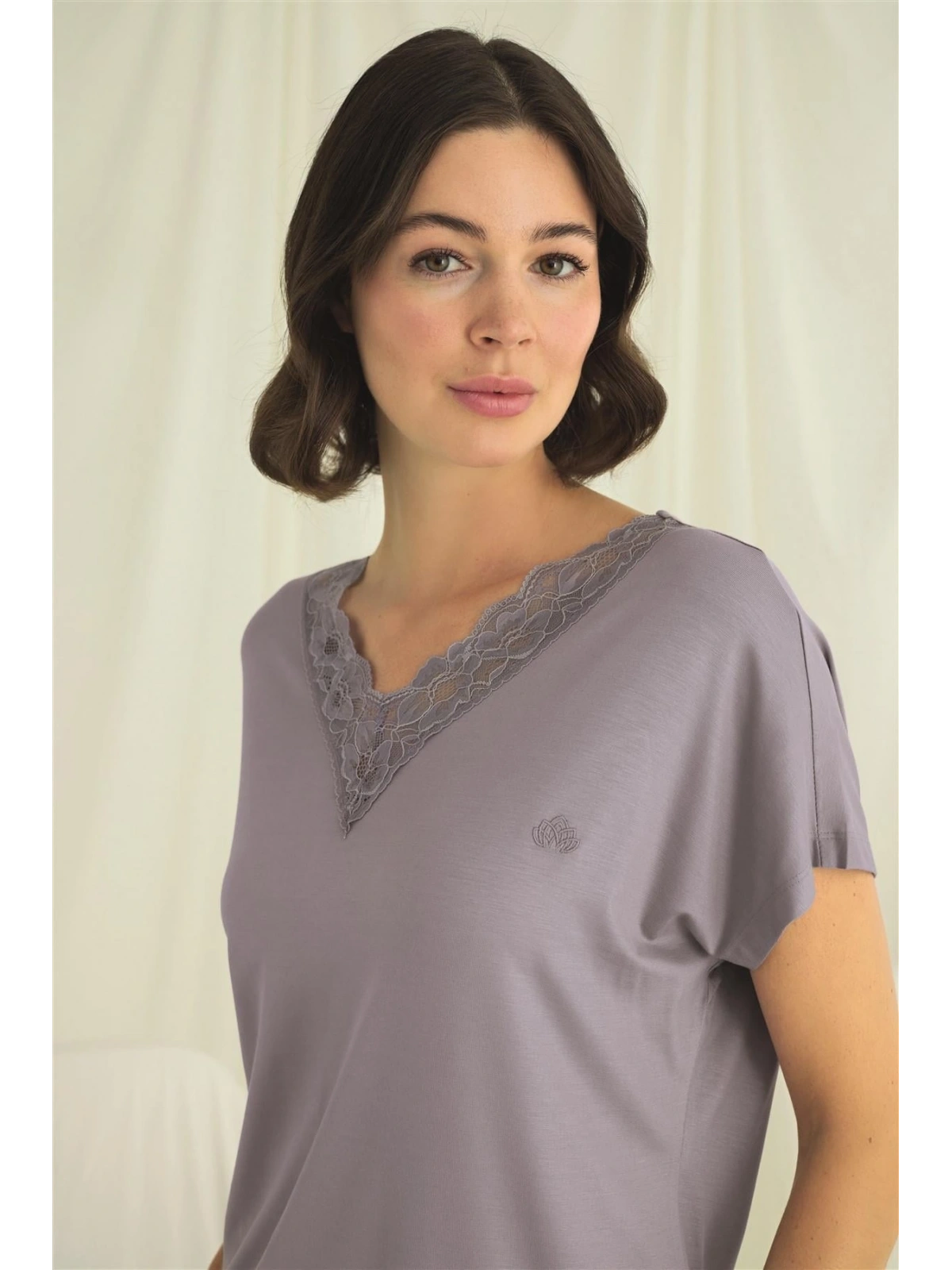 Seraviax Kısa Kollu V Yakalı Dantelli Pijama Takımı