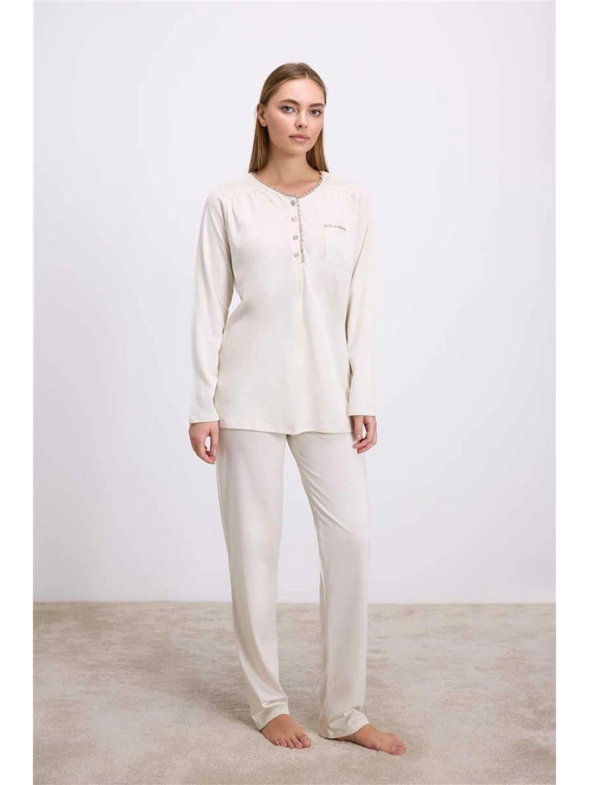 Seraviax Uzun Kollu T-Shirt ve Pantolon Pijama Takım