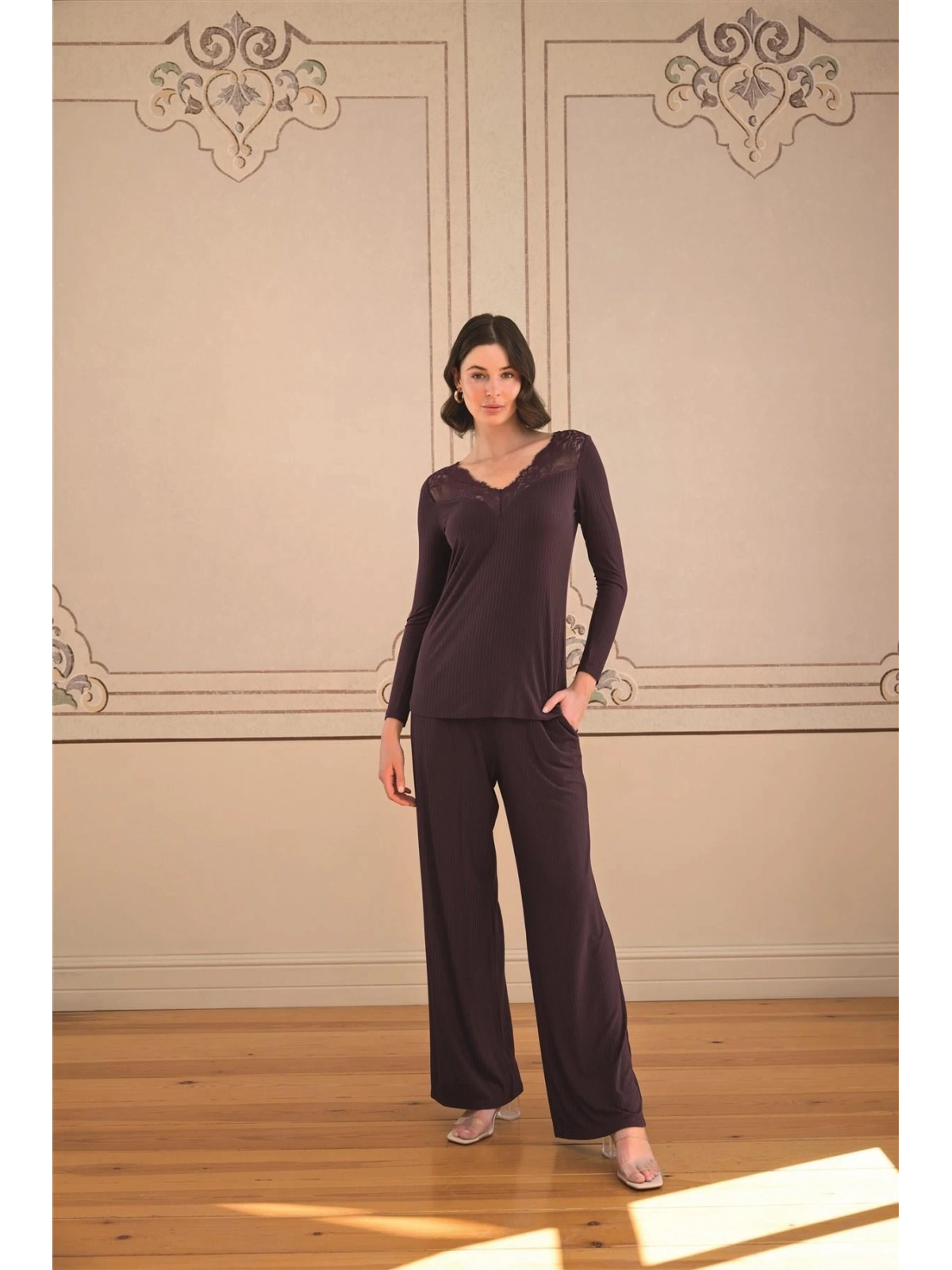 Seraviax Uzun Kollu ve Dantelli Pijama Takımı