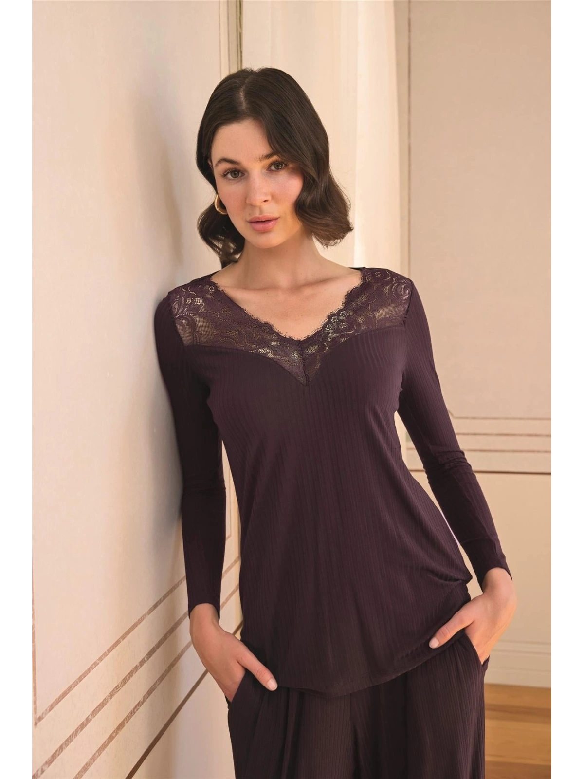 Seraviax Uzun Kollu ve Dantelli Pijama Takımı