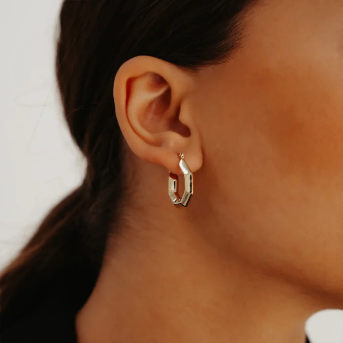 Altıgen Bombeli Altın Küpe AAKPE070