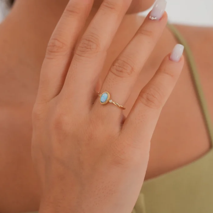 Firuze Taşlı Oval Altın Yüzük AAYZK0180