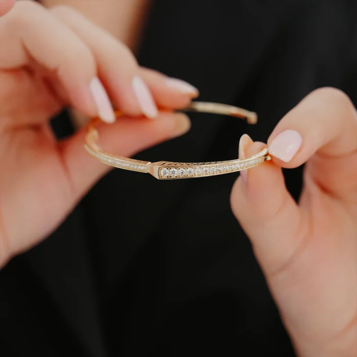 Ful Taş Kelepçe Altın Bileklik AABLK041