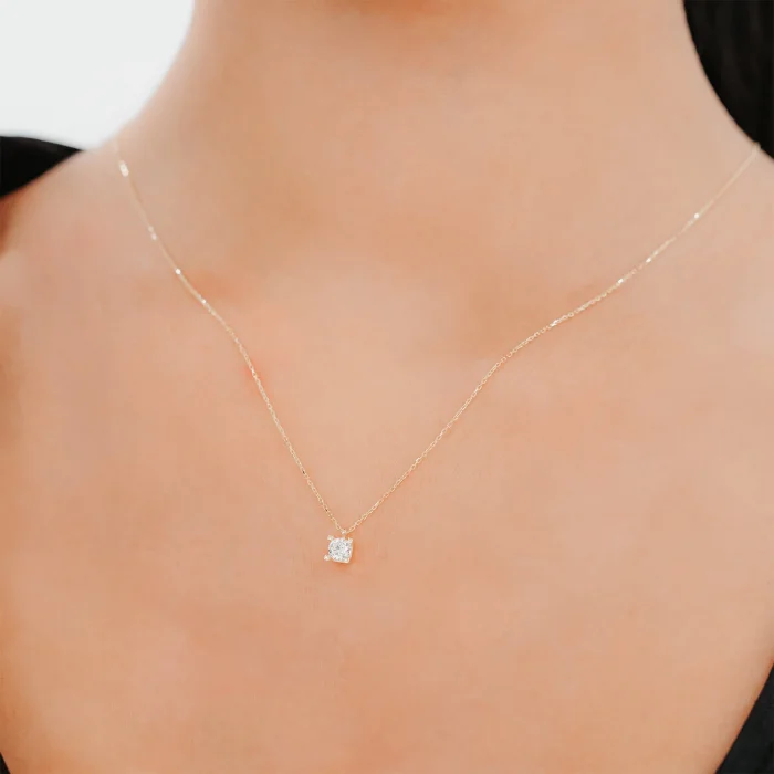 Gold Renk Tektaş Altın Kolye AAKLY009