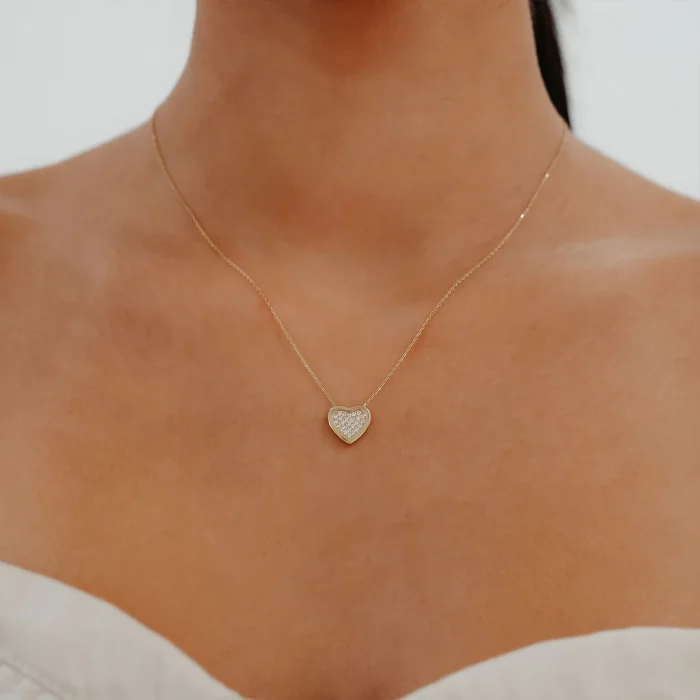 İçi Taş Detay Kalp Altın Kolye AAKLY040