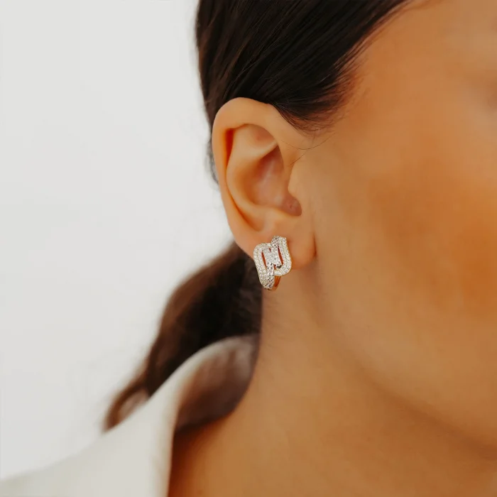 Kalemli Taşlı Zikzak  Altın Küpe AAKPE066