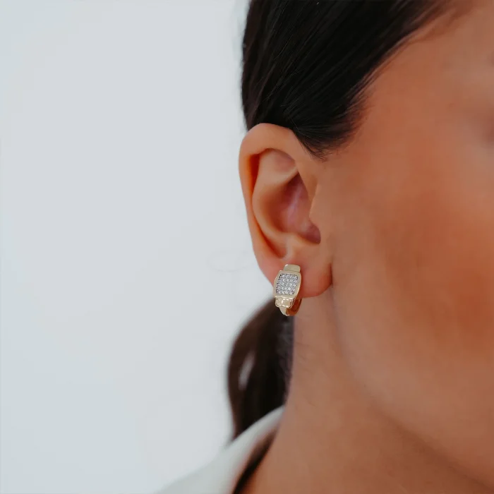 Kare Taş Halka Altın Küpe AAKPE044