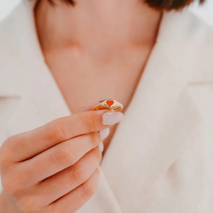 Kırmızı Kalp Şövalye Altın Yüzük AAYZK017