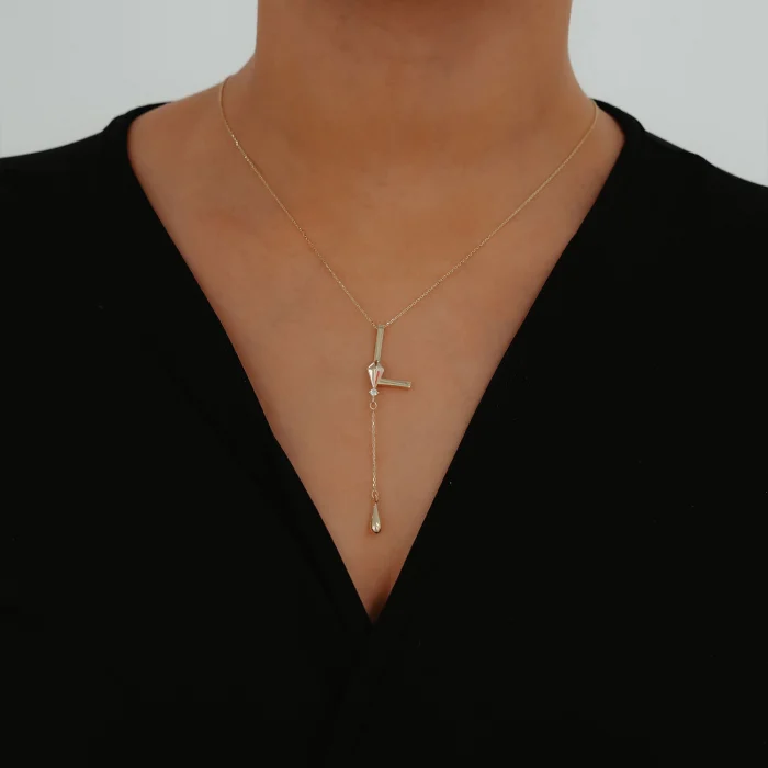 L Harfli Y Model Altın Kolye AAKLY067