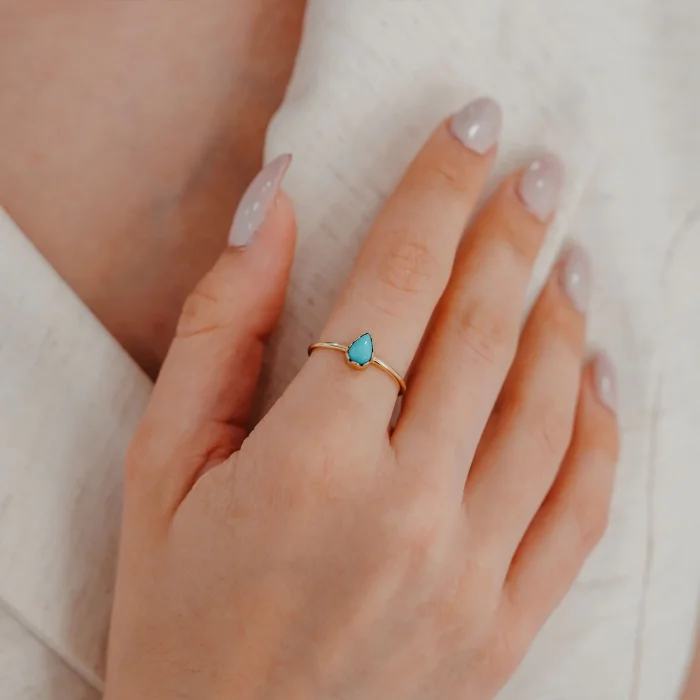 Firuze Taşlı Damla Altın Yüzük AAYZK016