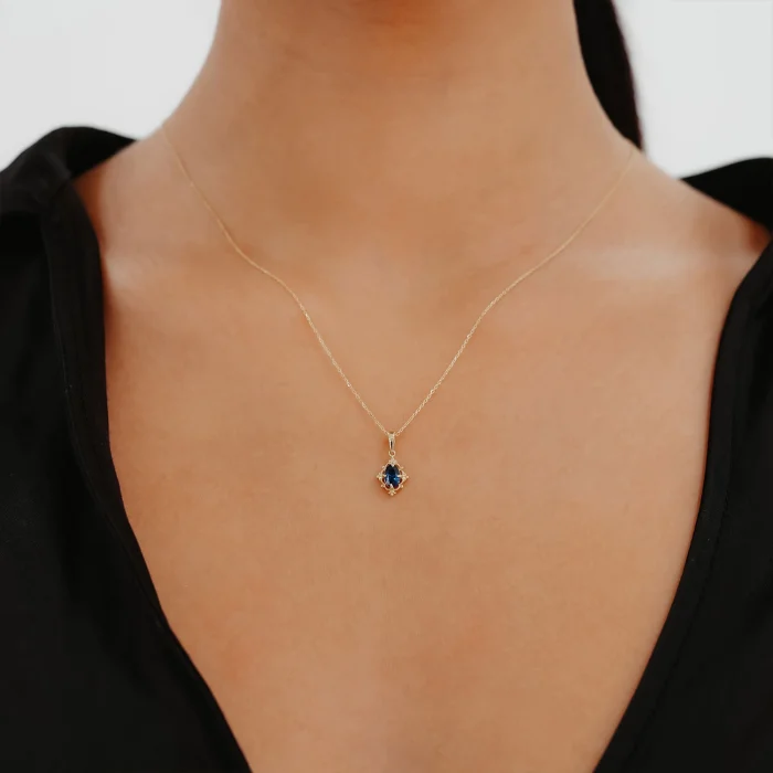 Laci Taş Vintage Altın Kolye AAKLY022