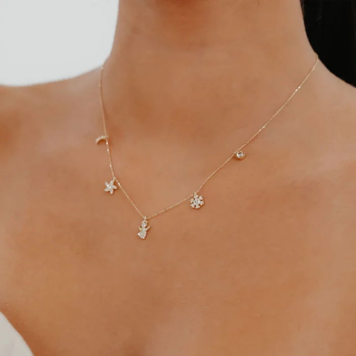 Melek Detay Şans Altın Kolye AAKLY082