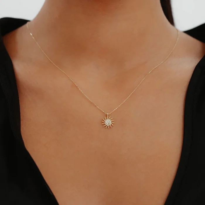 Minimal Taşlı Güneş Altın Kolye AAKLY015