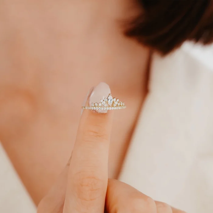 Prenses Tacı Taşlı Altın Yüzük AAYZK056