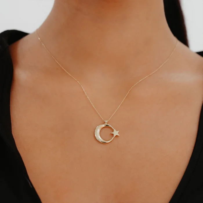 Sade Ay Yıldız Altın Kolye 2 AAKLY062