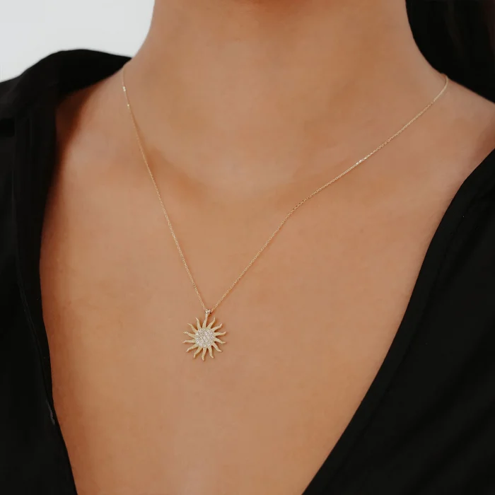 Taşlı Güneş Altın Kolye AAKLY086