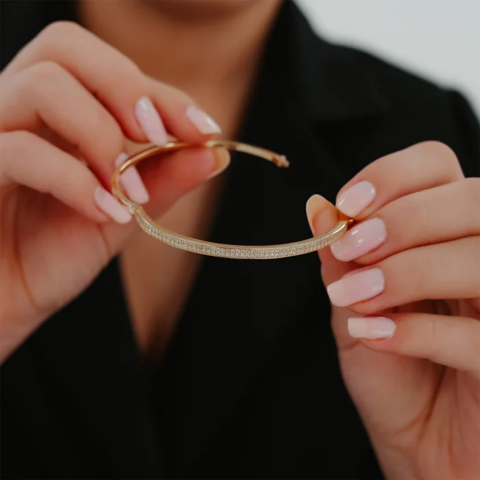 Taşlı Kelepçe Altın Bileklik AABLK0108