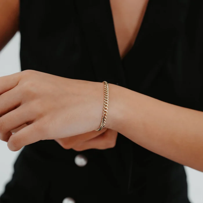 Taşlı Kilit Gurmet Altın Bileklik AABLK0126