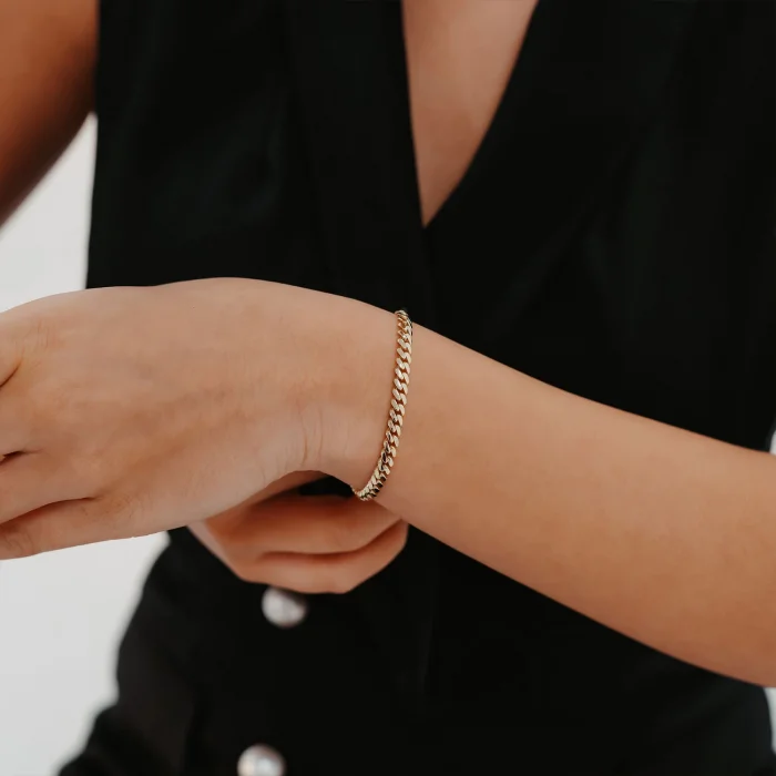 Taşlı Kilit Gurmet Altın Bileklik AABLK0126