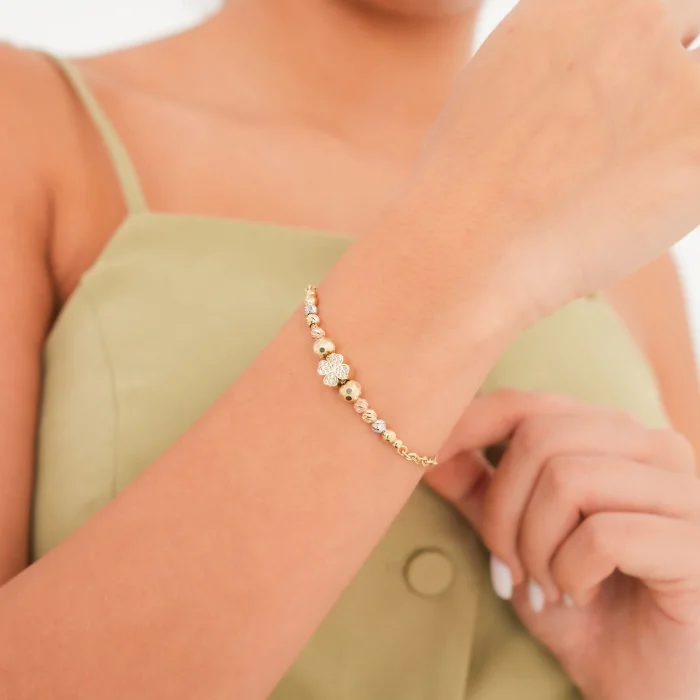 Taşlı Yonca Dorika Altın Bileklik AABLK044