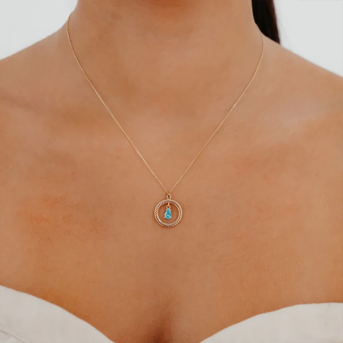 Turkuaz Taşlı Oval Çerçeve Altın Kolye AAKLY057
