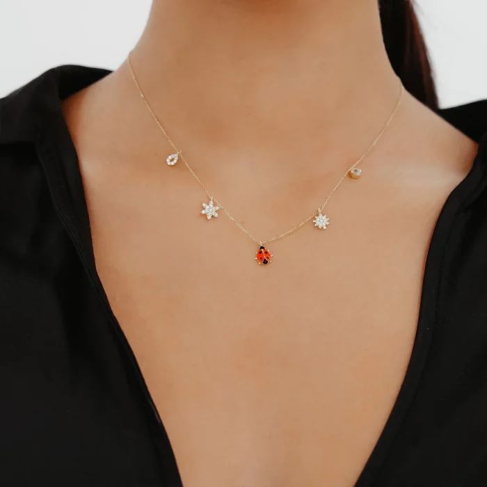 Uğur Böcek Detay Şans Altın Kolye AAKLY092