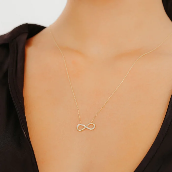 Yarım Taşlı Sonsuzluk Altın Kolye AAKLY023