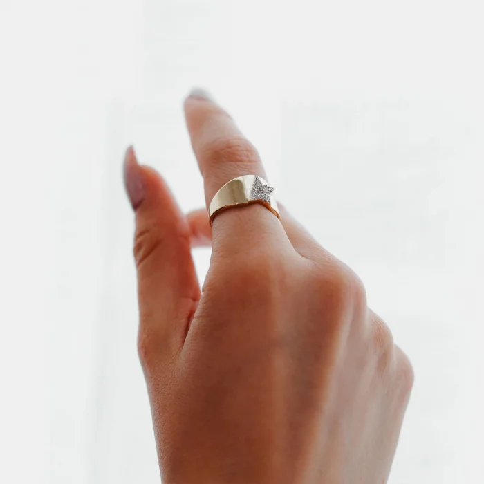 Yarım Yıldız Tasarım Altın Yüzük AAYZK0112