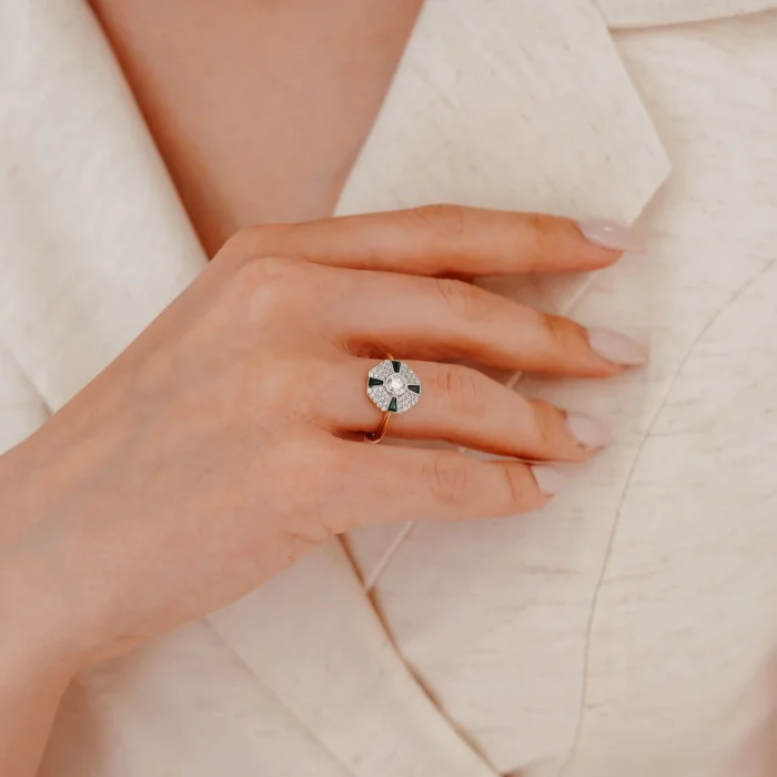 Zümrüt Çark Tasarım Baget Altın Yüzük AAYZK074