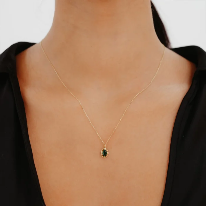 Zümrüt Taş Minimal Altın Kolye AAKLY003