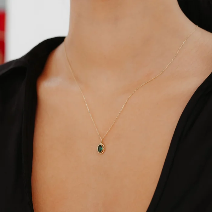 Zümrüt Taş Minimal Altın Kolye AAKLY003