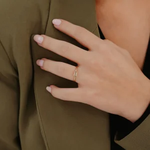 Baget Taşlı Altın Yüzük AAYZK0181